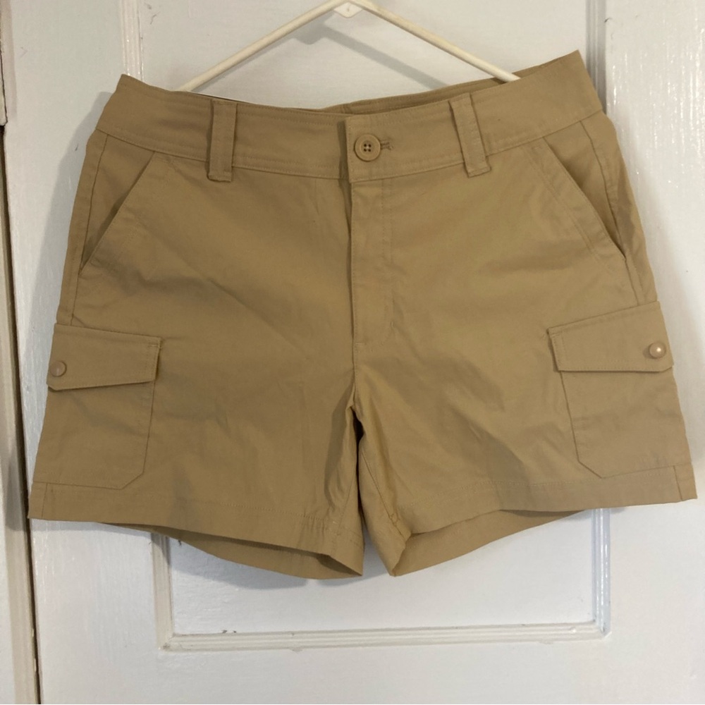 Eddie Bauer Women's Tan Cargo Shorts